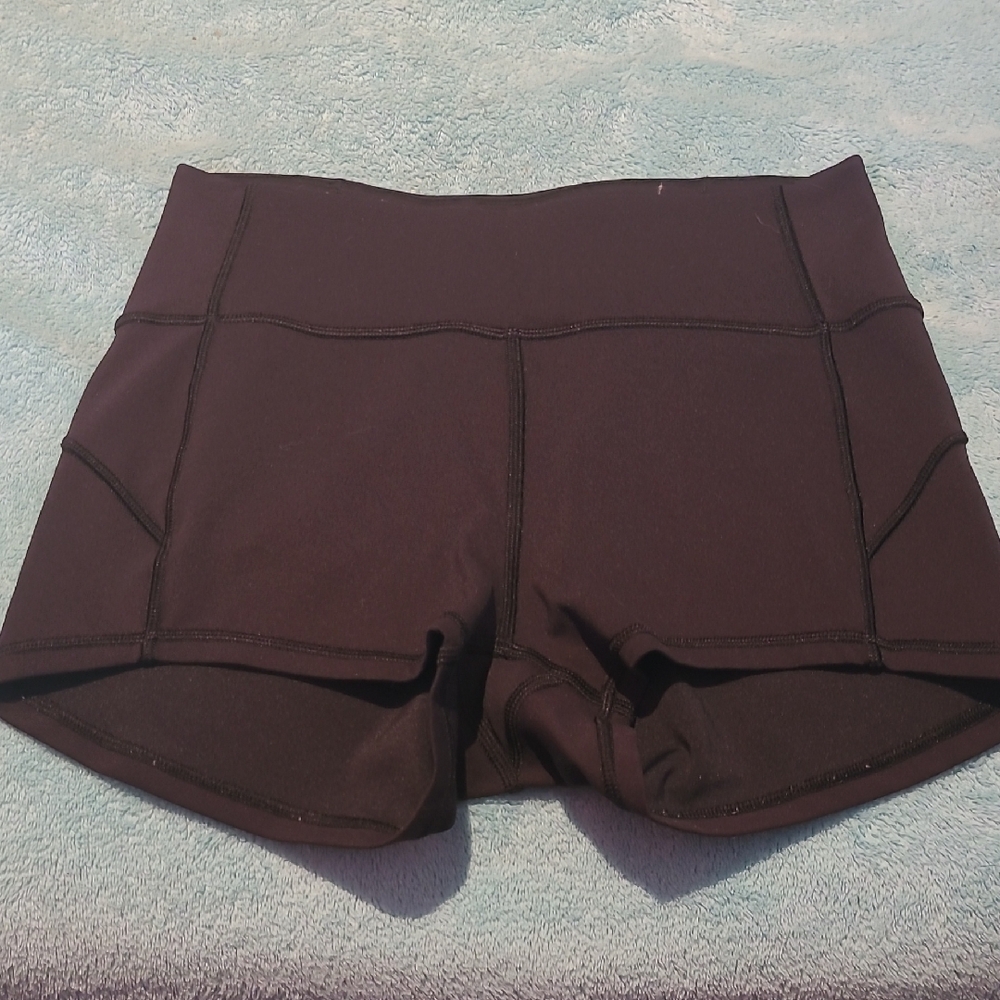 Lululemon Athletica Black Athletic High-Waisted Shorts, size S